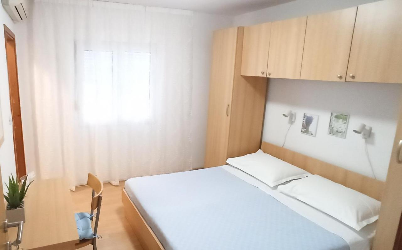 Apartmani Igor ماكارسكا الغرفة الصورة