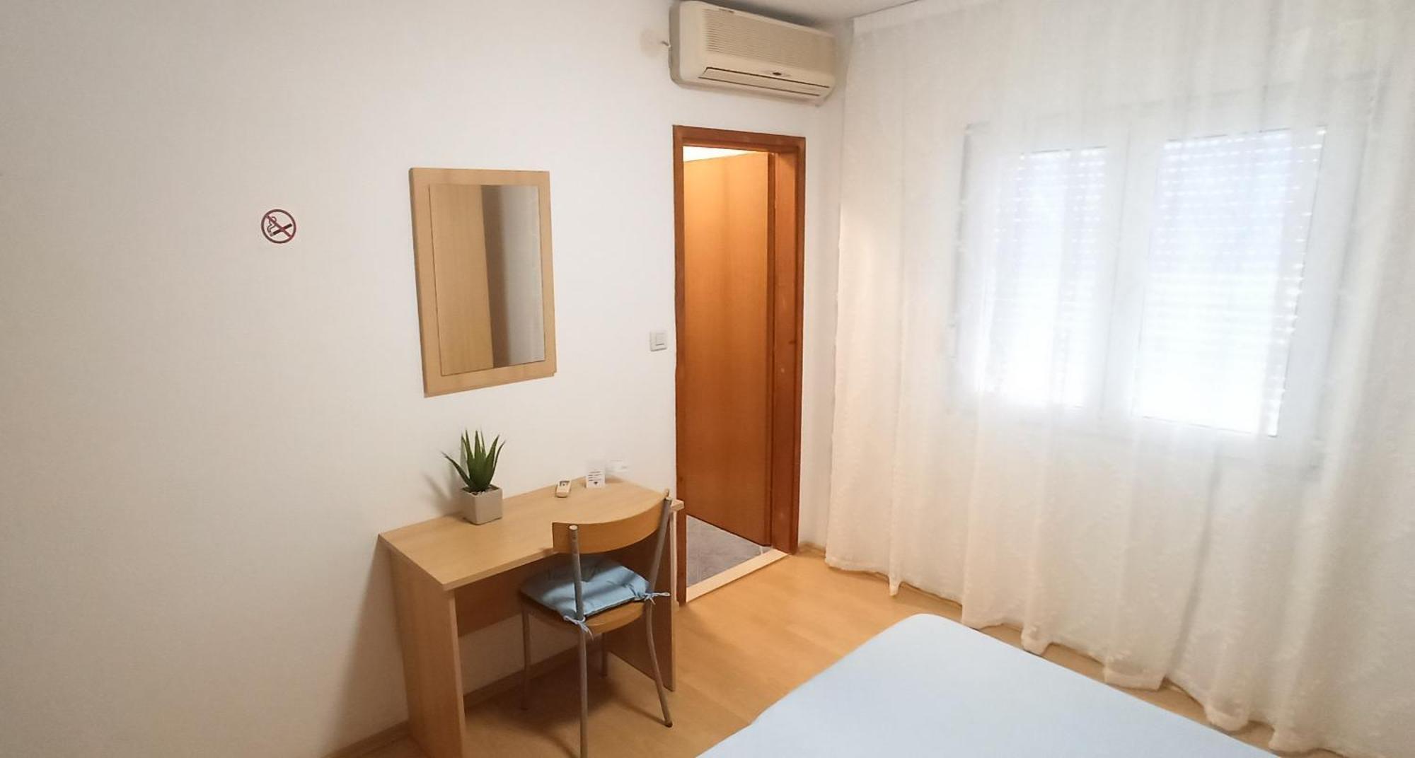 Apartmani Igor ماكارسكا الغرفة الصورة